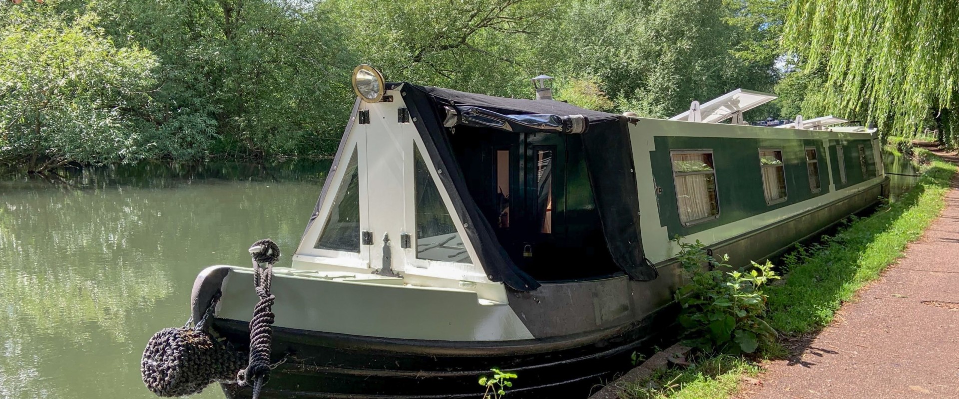 How long can you moor a narrowboat?